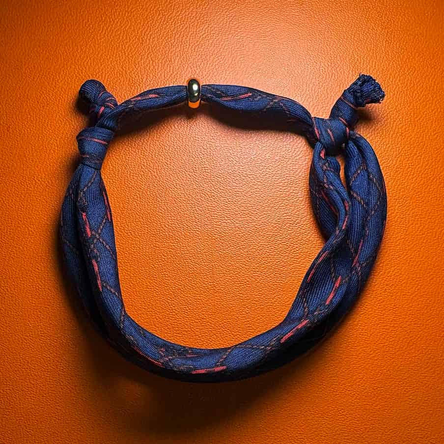H- Bleu et Rouge Bracelet - Hermes® Silk & 18K plated donut