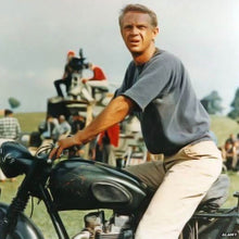 Carica l'immagine nel visualizzatore di Gallery, 955 Steve short sweatshirt