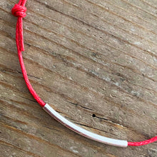 Carica l'immagine nel visualizzatore di Gallery, LIGHT RED Bracelet