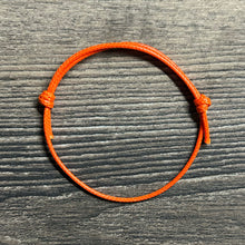 Carica l'immagine nel visualizzatore di Gallery, STRING MONO Bracelet
