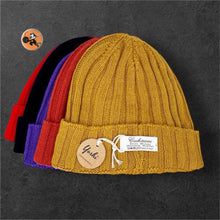 Carica l'immagine nel visualizzatore di Gallery, Hat - Cuffia
