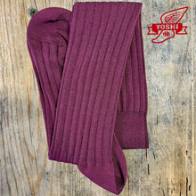 Carica l'immagine nel visualizzatore di Gallery, Ribbed socks Made in Italy
