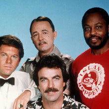 Carica l'immagine nel visualizzatore di Gallery, MAGNUM TEE
